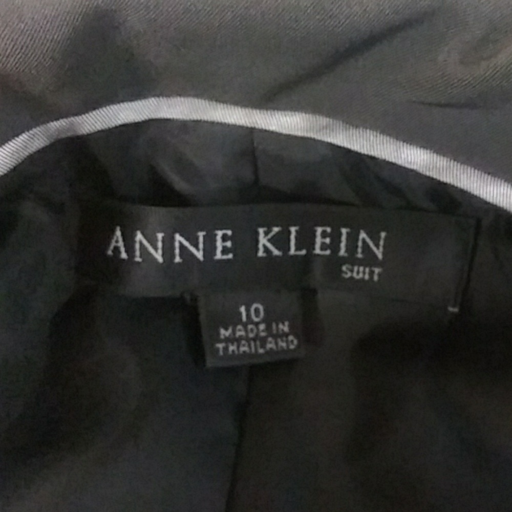 Jacket - Picture 5 of 5